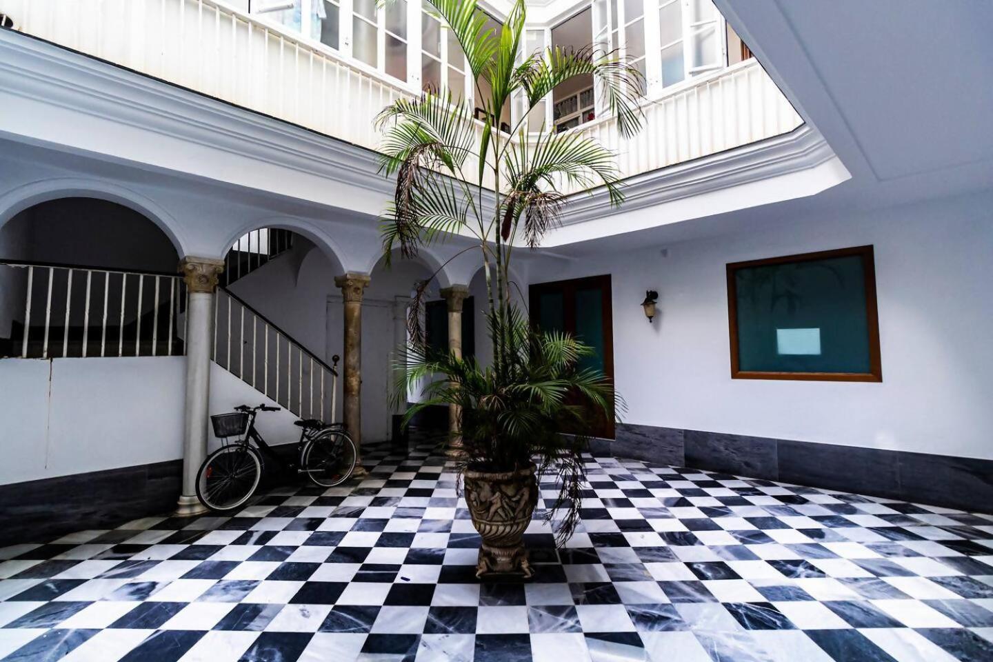 Sh La Casa Del Capitan Cerca De La Catedral Appartement Cádiz Buitenkant foto
